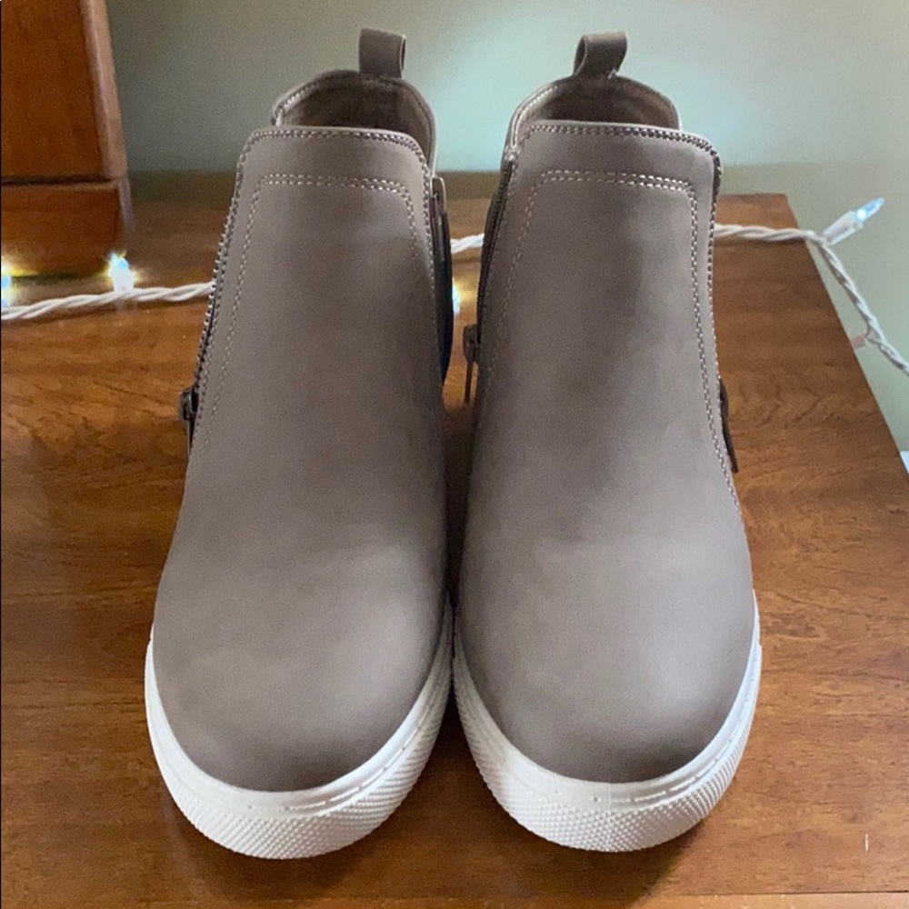 Booties - Picture 2 of 5